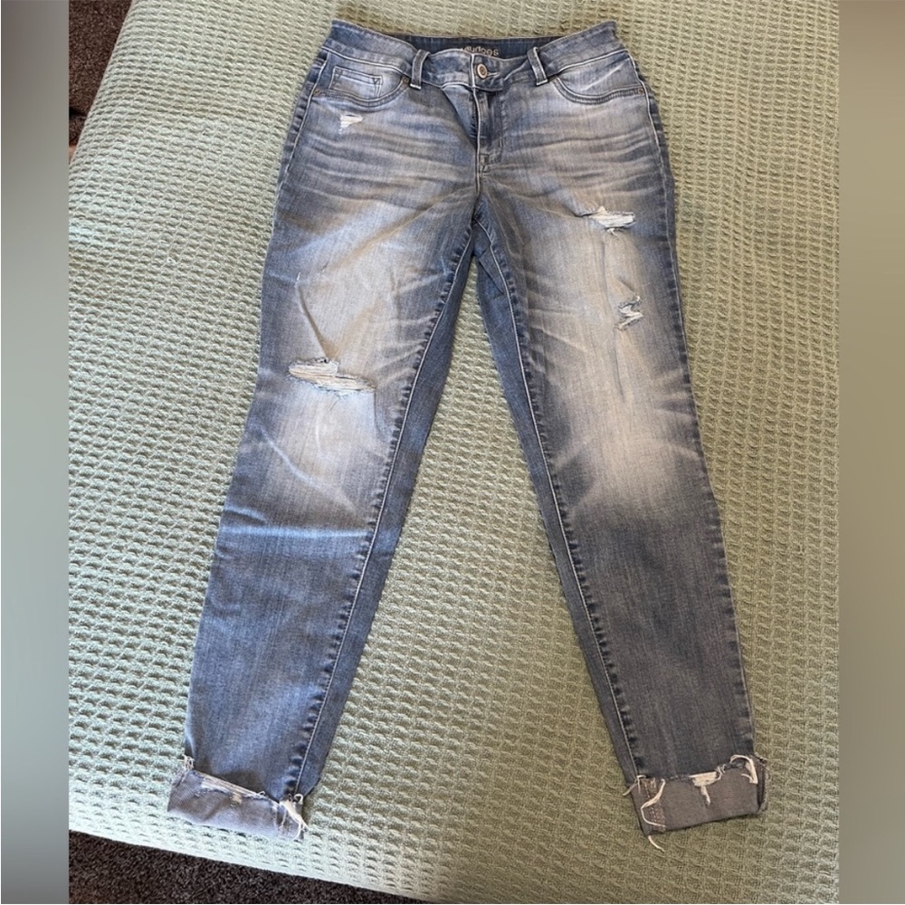 Women's Distressed Blue Jeans